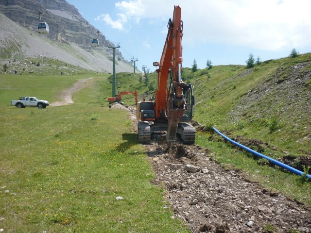 Committente: Comunità delle Regole di Spinale e Manez - Ragoli (TN)
Ristrutturazione dell’acquedotto potabile a servizio del territorio della comunita’ delle Regole di Spinale e Manez in localita’ Groste’, Spinale, Montagnoli in c.c. Ragoli 2° parte